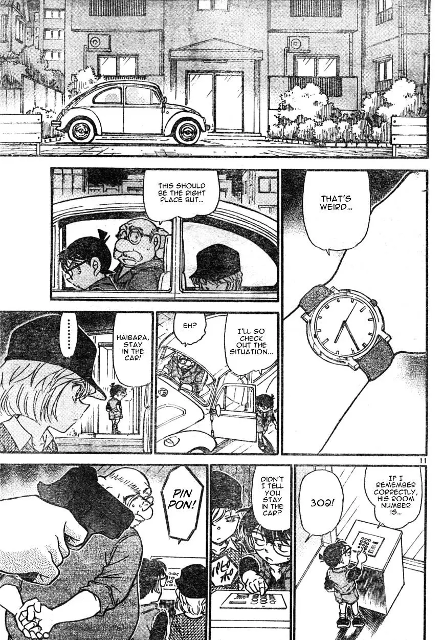 Detective Conan - 582 page 11