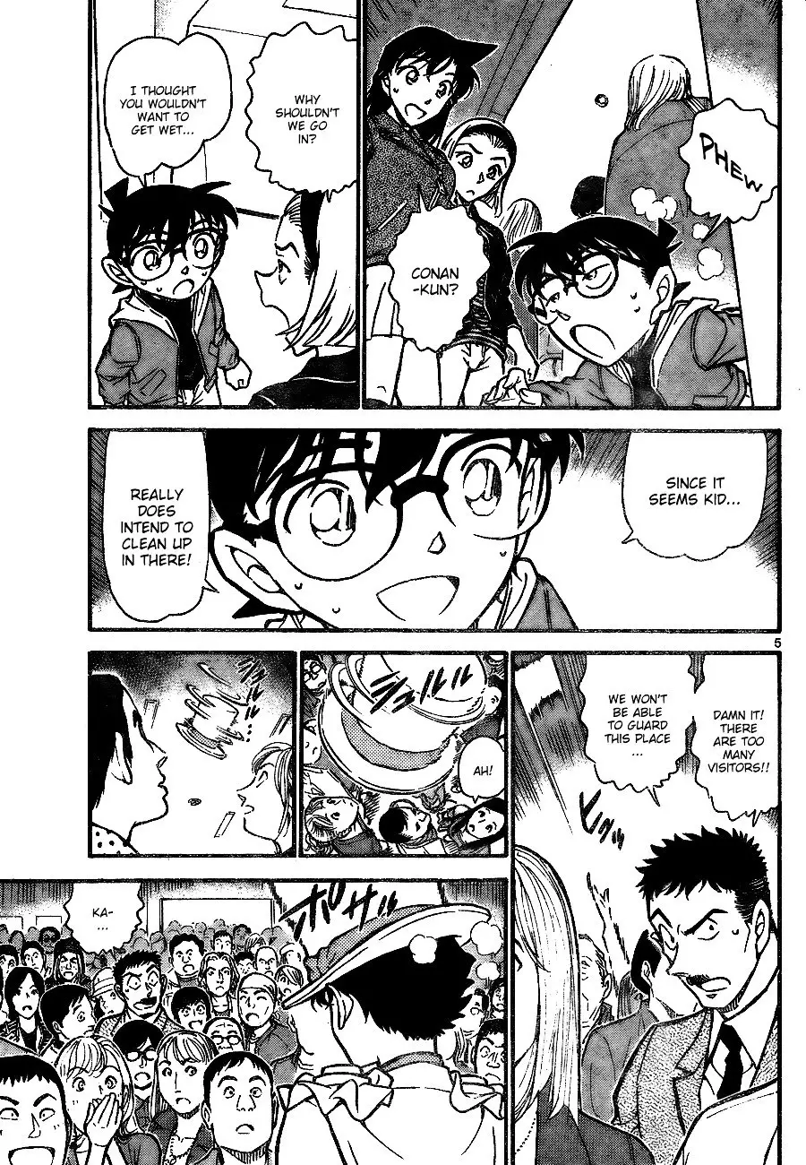 Detective Conan - 733 page 5